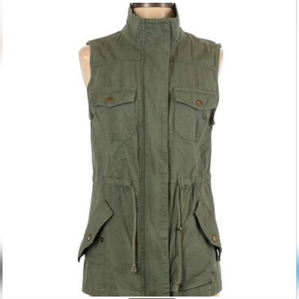 Stylish Olive Green Sleeveless Vest